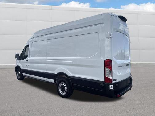 Oxford White 2025 Ford Transit-250 Base