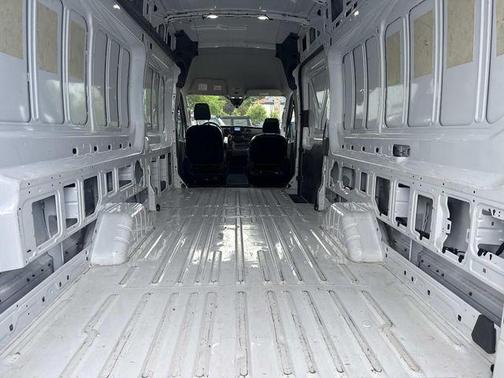 Oxford White 2025 Ford Transit-250 Base