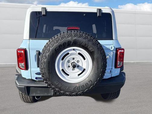 Robins Egg Blue 2025 Ford Bronco Heritage Edition