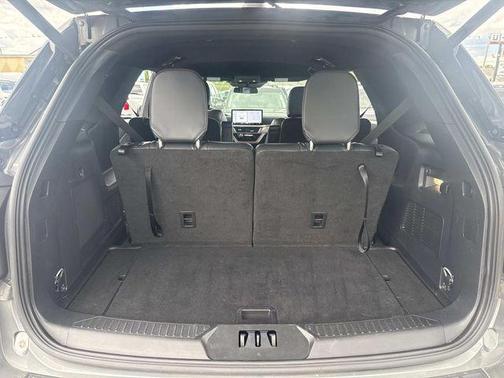 Gray Metallic 2025 Ford Explorer ST-Line