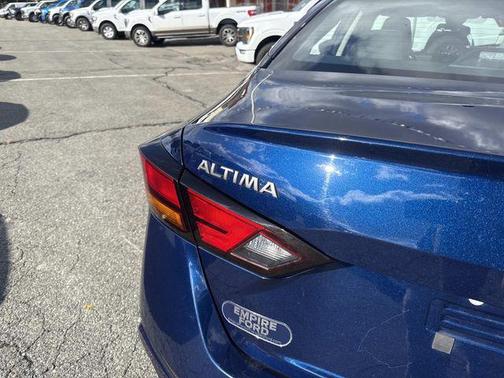 2024 Nissan Altima SR FWD