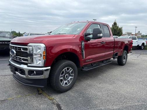 2025 Ford F-350 XLT