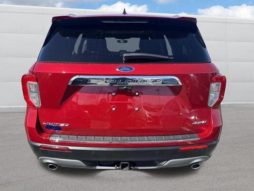 Rapid Red Metallic Tinted Clearcoat 2022 Ford Explorer Limited