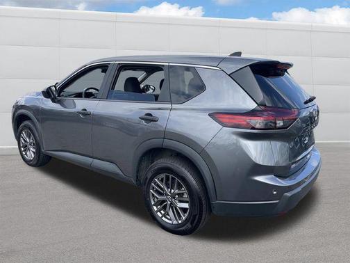 Gun Metallic 2024 Nissan Rogue S