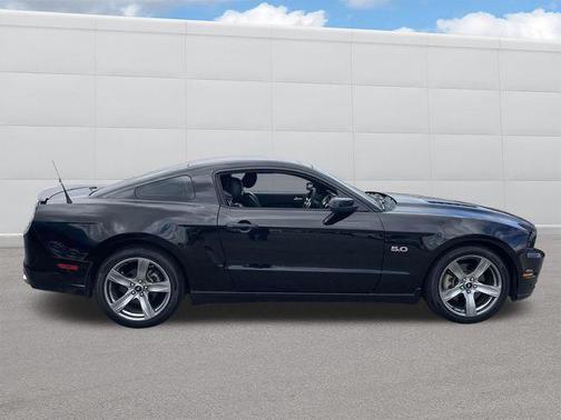 2013 Ford Mustang GT Premium