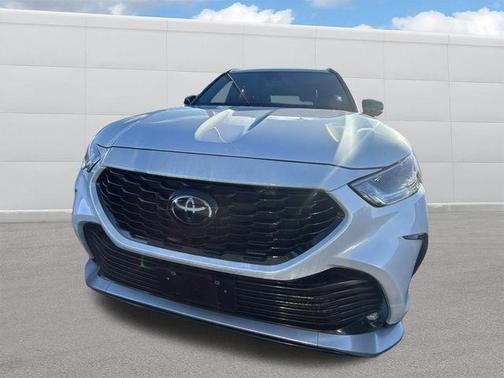 2024 Toyota Highlander XSE