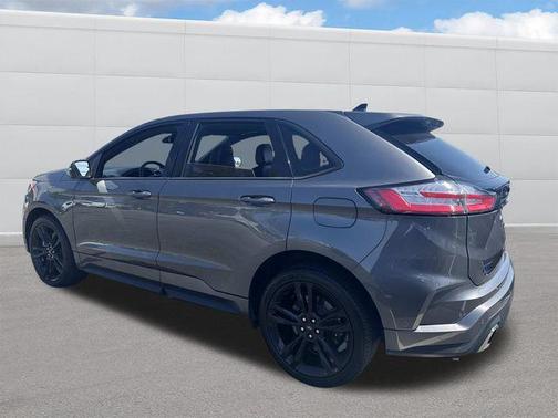 Carbonized Gray Metallic 2022 Ford Edge ST