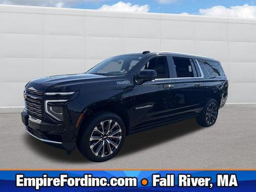 Black 2025 Chevrolet Suburban 4WD High Country