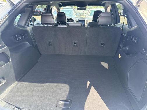 2021 Ford Edge ST