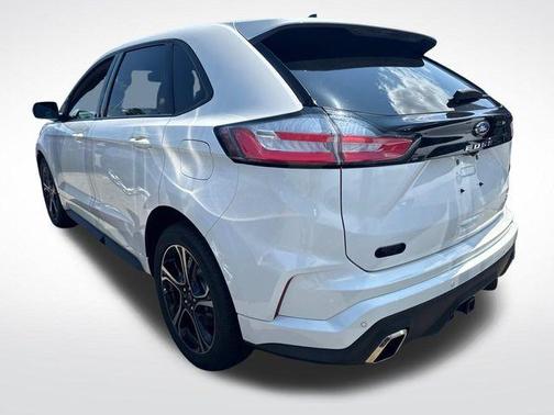 2021 Ford Edge ST