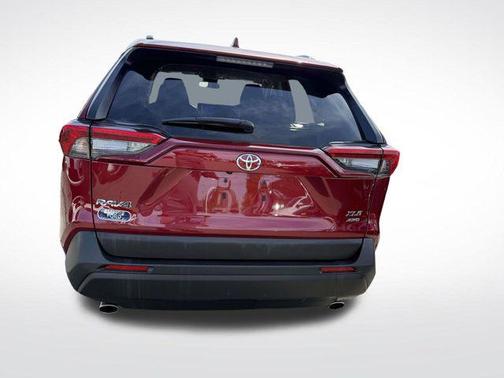 Pearl 2025 Toyota RAV4 XLE