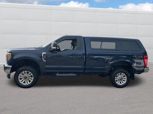 Blue Jeans Metallic 2017 Ford F-250 XLT