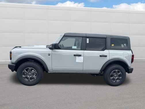 Avalanche Gray 2026 Ford Bronco Big Bend