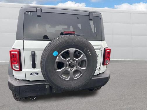Avalanche Gray 2026 Ford Bronco Big Bend