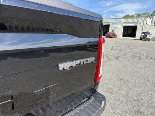 Agate Black Metallic 2022 Ford F-150 Raptor
