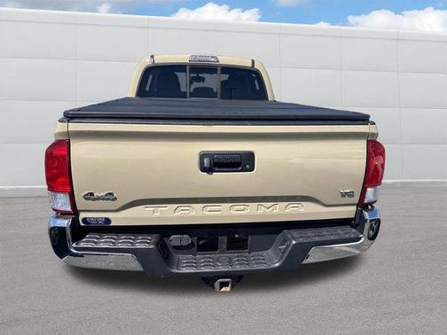 Quicksand 2016 Toyota Tacoma SR5