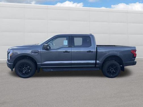 2025 Ford F-150 Lightning XLT