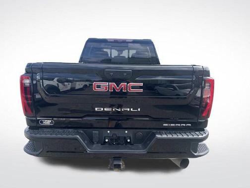 2024 GMC Sierra 2500 Denali