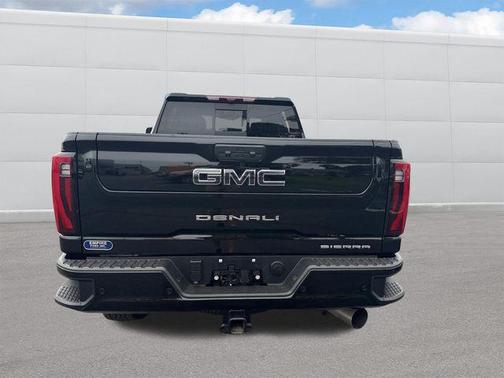 Onyx Black 2026 GMC Sierra 2500 Denali Ultimate