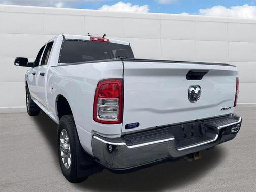2020 RAM 2500 Tradesman Crew Cab 4X4 6'4' Box