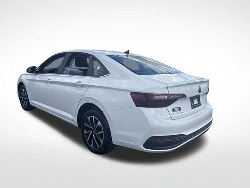 Pure White 2023 Volkswagen Jetta 1.5T S