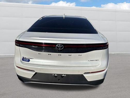 2024 Toyota Crown Limited