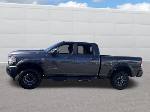 2022 RAM 2500 Big Horn Crew Cab 4x4 6'4' Box