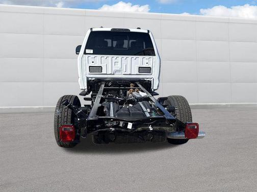 Oxford White 2026 Ford F-350 XL