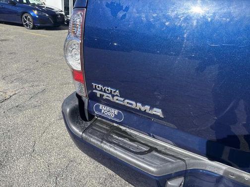 2015 Toyota Tacoma Base