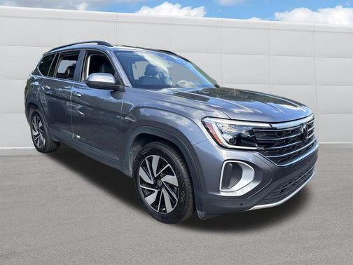 2025 Volkswagen Atlas 2.0T SE w/Technology 4MOTION