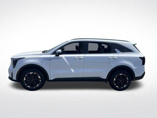Glacial White Pearl 2024 Kia Sorento S