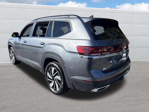 2025 Volkswagen Atlas 2.0T SE w/Technology 4MOTION