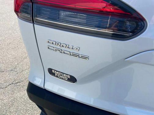 2022 Toyota Corolla Cross XLE