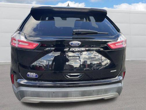 Agate Black Metallic 2023 Ford Edge SEL