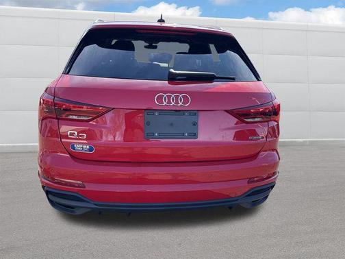 2023 Audi Q3 Premium 45 TFSI S line quattro Tiptronic