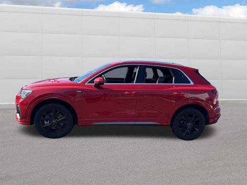 2023 Audi Q3 Premium 45 TFSI S line quattro Tiptronic