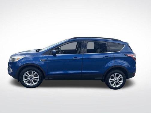Lightning Blue Metallic 2018 Ford Escape SE