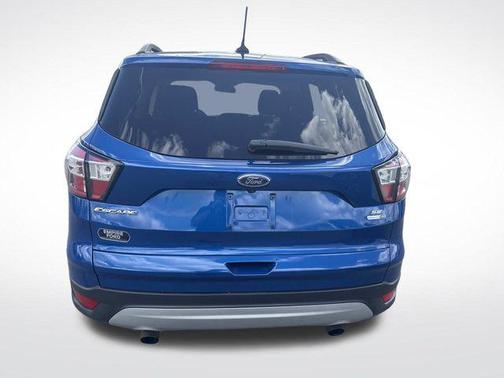 Lightning Blue Metallic 2018 Ford Escape SE