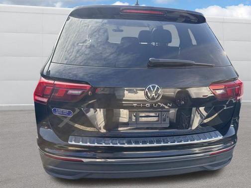 2024 Volkswagen Tiguan 2.0T Wolfsburg Edition
