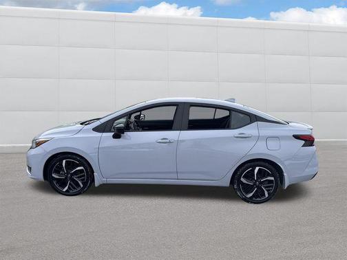 2023 Nissan Versa 1.6 S