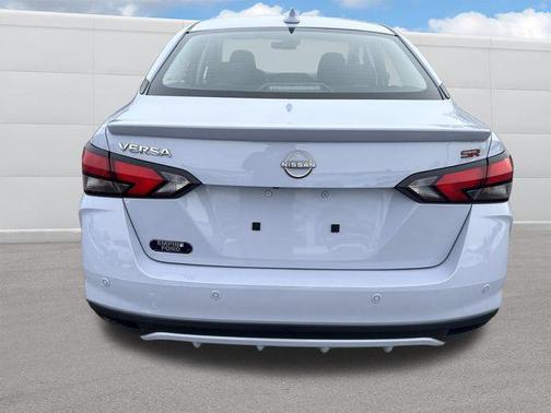 2023 Nissan Versa 1.6 S