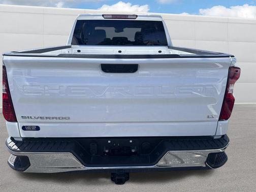 Summit White 2023 Chevrolet Silverado 1500 LT