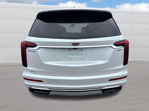 2023 Cadillac XT6 Premium Luxury AWD