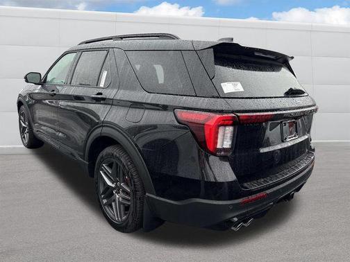 Agate Black Metallic 2026 Ford Explorer ST