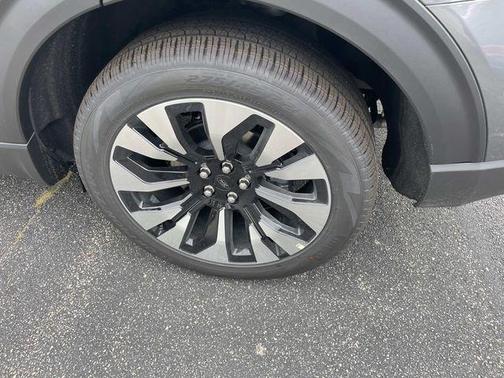 Carbonized Gray Metallic 2026 Ford Explorer Platinum