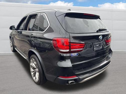 Black Sapphire Metallic 2016 BMW X5 xDrive35i