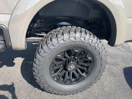 Agate Black Metallic 2026 Ford F-250 Lariat