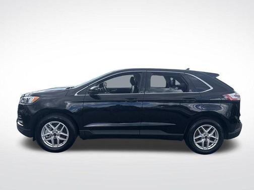 Black Metallic 2024 Ford Edge SEL