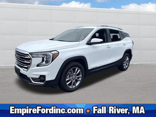 Summit White 2024 GMC Terrain SLT