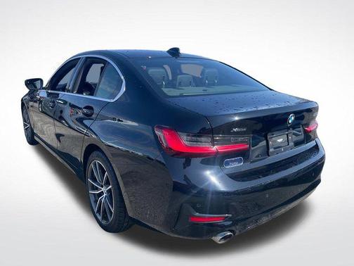 2022 BMW 330 xDrive